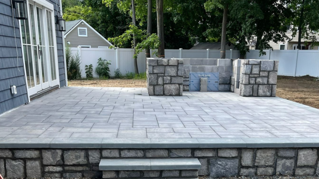Custom Patio (Outdoor Kitchen) Custom Patio (Outdoor Kitchen)